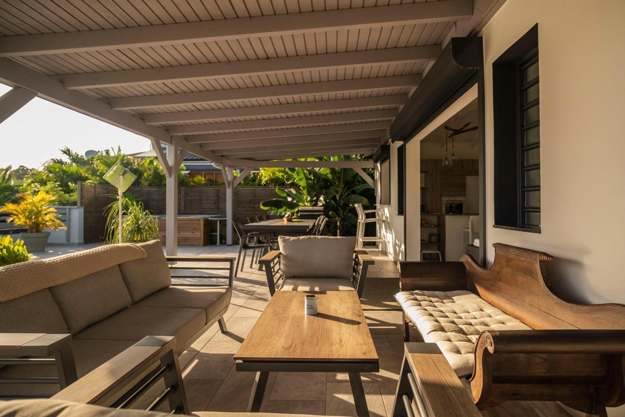 Villa Les Terrasses De Fonds Thezan Sainte-Anne  Bagian luar foto