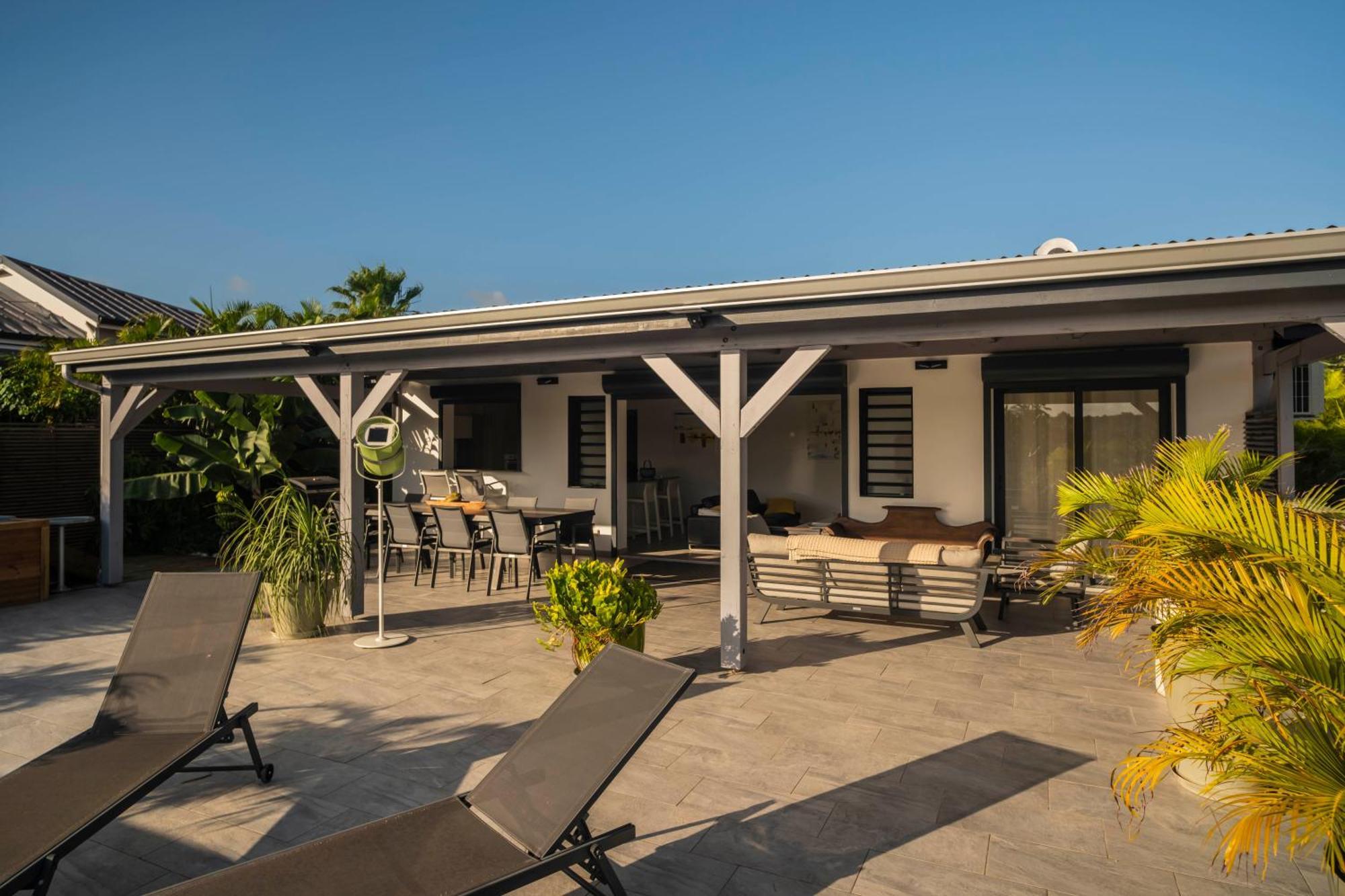 Villa Les Terrasses De Fonds Thezan Sainte-Anne  Bagian luar foto