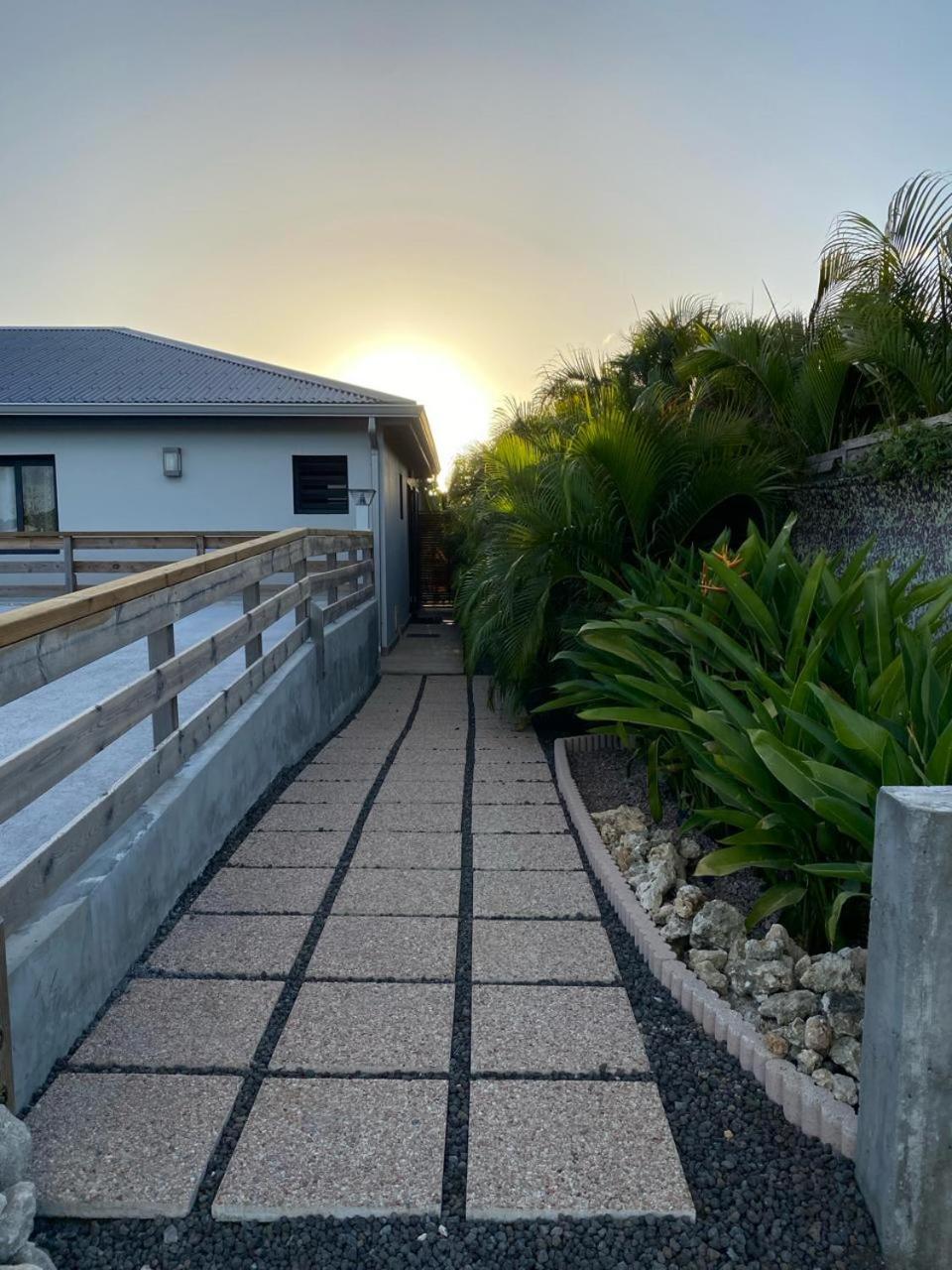 Villa Les Terrasses De Fonds Thezan Sainte-Anne  Bagian luar foto